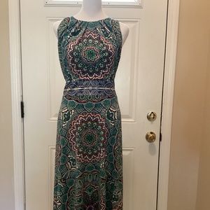 Dress barn/ Roz & Ali, sleeveless dress,  Size 14